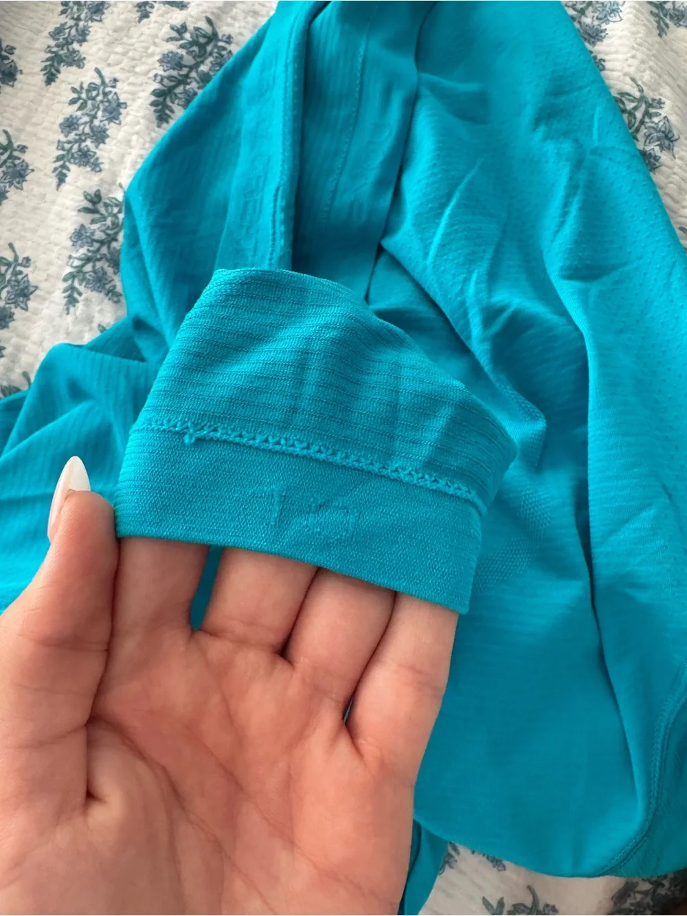 lululemon athletica Long-Sleeve Crew Top in Bright Teal